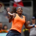 Serena Williams en demi-finales dans la douleur