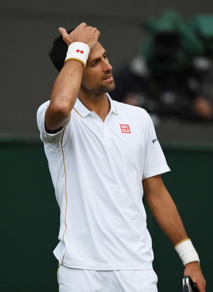 Novak Djokovic sombre dès le 3e tour.