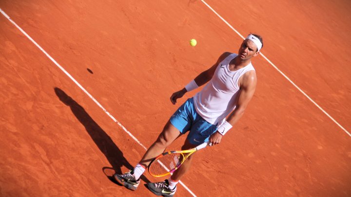 Rafael Nadal reste sur terre