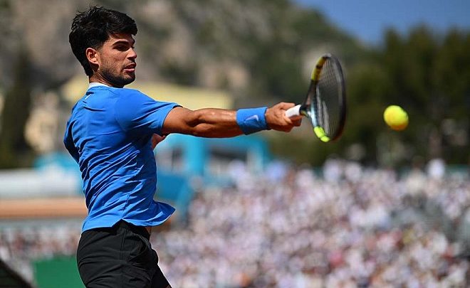 Carlos Alcaraz déclare forfait à Barcelone