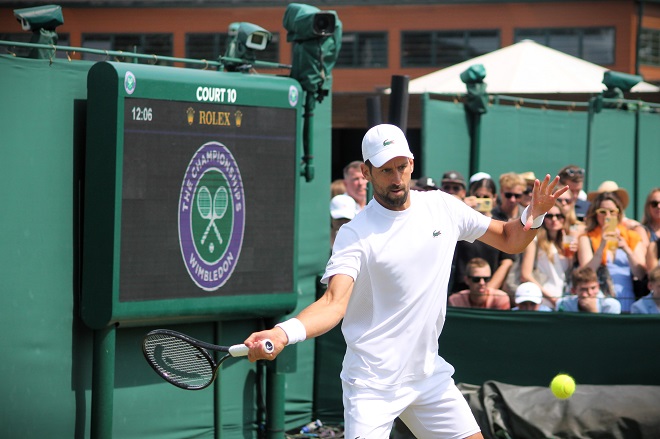 Une première bande-annonce du documentaire sur Novak Djokovic