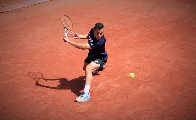 Hugo Gaston accompagné par Guy Forget